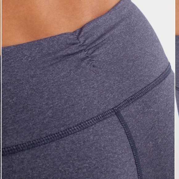 Lululemon Gather & Crow Crop Heathered Deep Indigo Size 6 - Picture 4 of 13